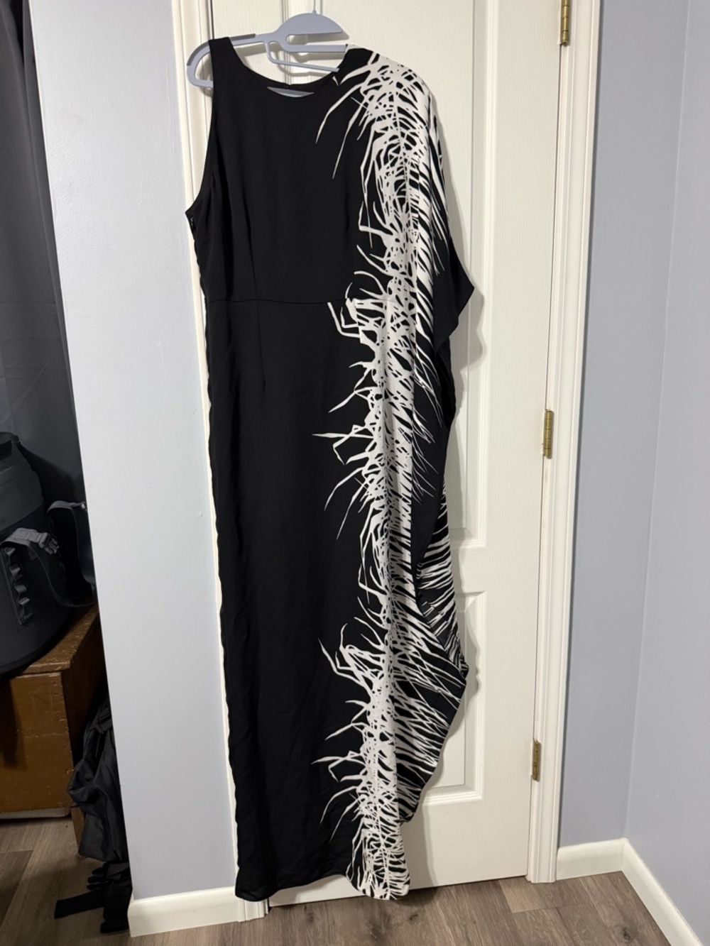 Halston Heritage Black One-Shoulder Maxi Dress with White Abstract Side Print